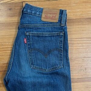 Levi’s white oak denim Wedgie Fit buttonfly raw hem jeans 27 x 27
